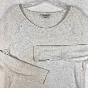 Frye Co Women M Heathered Cream Thumbhole Classic Basic Top Shirt Prairie